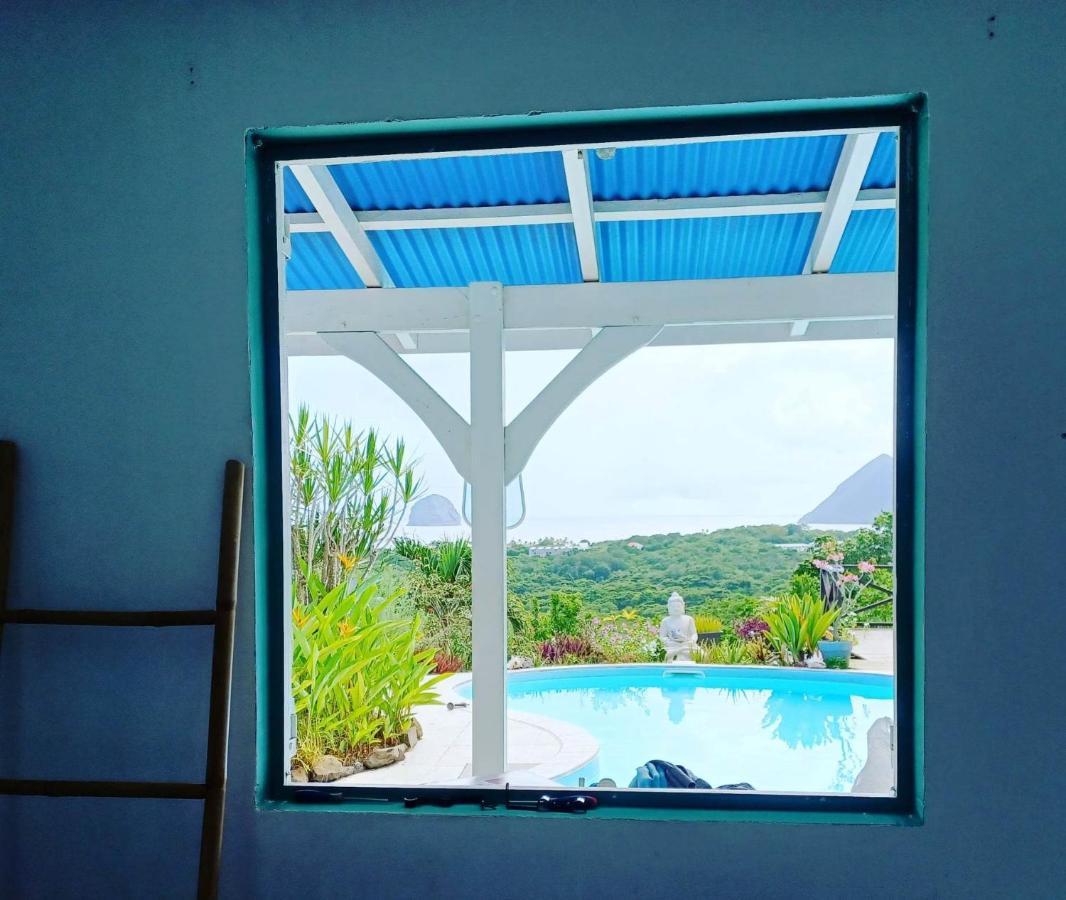 Ti Coin De Paradis Frangipanier Le Diamant Kültér fotó